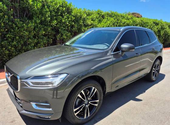 VOLVO XC60 2.0 T5 GASOLINA MOMENTUM AWD GEARTRONIC